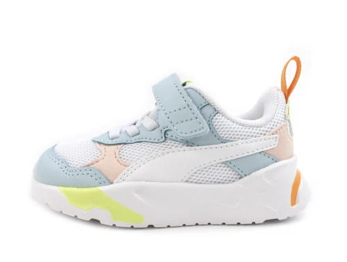 Puma dew/white/cucumber/pink sneakers Trinity